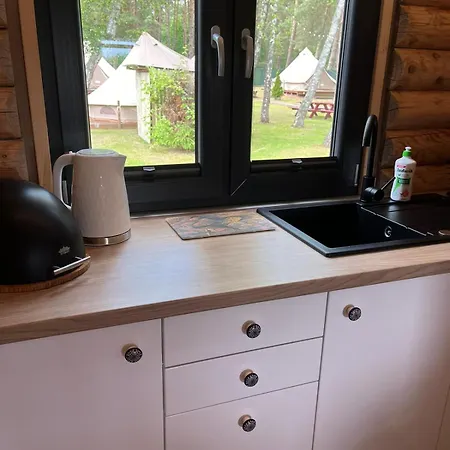 Luxusní stan Slowly Glamping Osada Nad Woda *