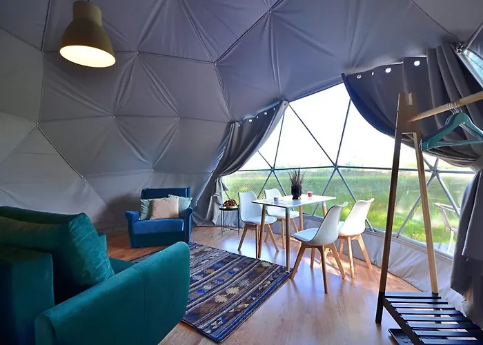 Luxusní stan Slowly Glamping Osada Nad Woda