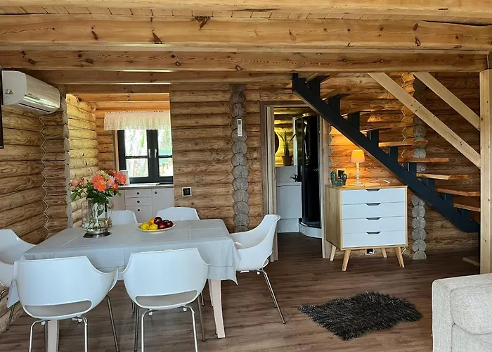 Luxusní stan Slowly Glamping Osada Nad Woda *
