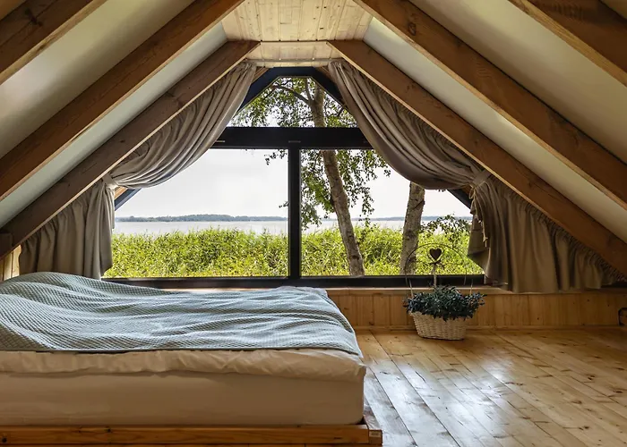 Luxusní stan Slowly Glamping Osada Nad Woda *